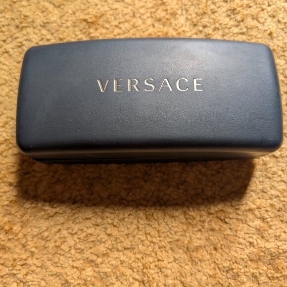 Versace sunglasses - Picture 5 of 9